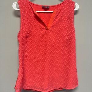 Market & Spruce Coral Textured V-Neck Sleeveless Camisole